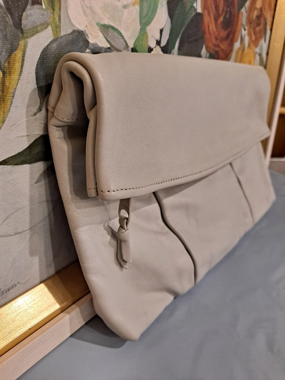 Vintage 80s Fold-Over Luxury Leather Pleated Clutch Light Gray Polished Classic